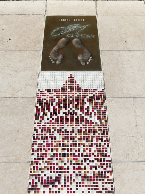 一直较为稳 一直较为稳